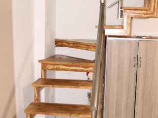 Bebi Hotel And Apartments