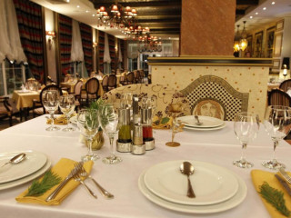 Bel Conti Hotel