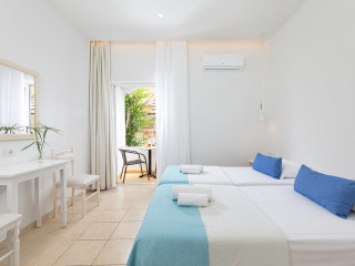 Bella Vista Hotel & Studios Corfu