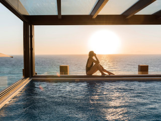 Bellevue On The Beach Suites