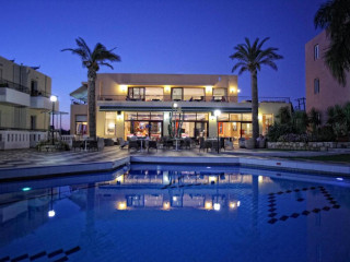 Bellos Hotel & Apartments