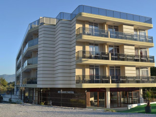 Amaryllis Apart Hotel