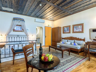Belmondo Hotel & Suites