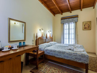 Belmondo Hotel & Suites