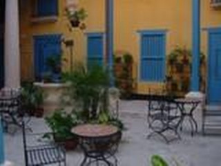 BELTRAN DE SANTA CRUZ BOUTIQUE