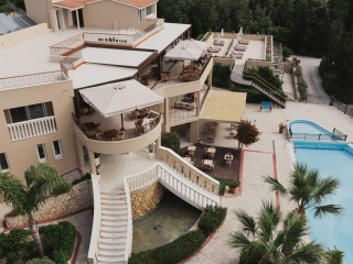 Gerakas Belvedere Hotel & Spa