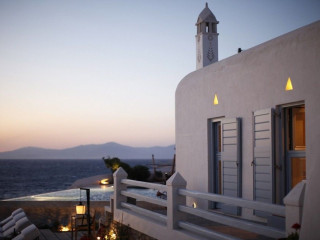 Belvedere Mykonos - Waterfront Villa & Suites