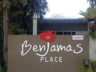Benjamas Place