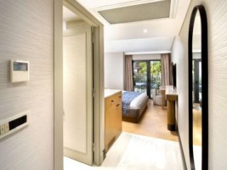 Bentley Hotel Old City