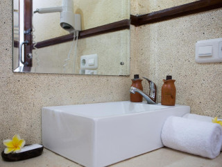 Bermondsey Square Hotel