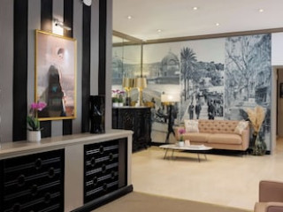 BEST WESTERN PLUS BRICE GARDEN