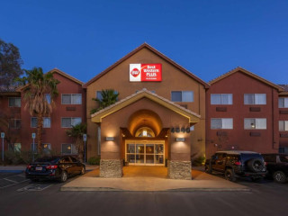 Best Western Plus North Las Vegas Inn & Suites