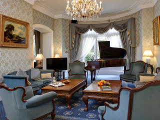 Best Western Swiss Cottage Hotel