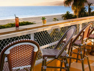 Beverly Terrace powered by Sonder