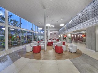 BG Tonga Tower Design Hotel & Suites