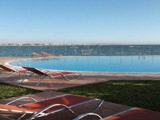 Bianca Beach Family & Resort