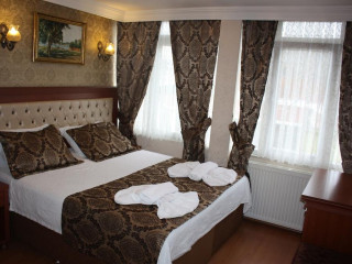 Big Apple Hotel