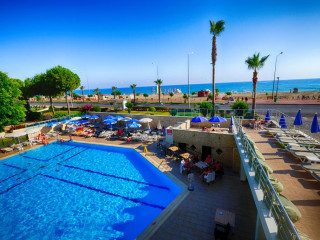 BIG BLUE SKY HOTEL