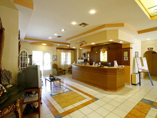Bintzan Inn