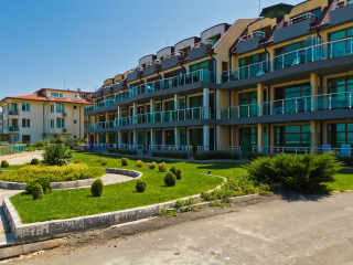 Black Sea Paradise Aparthotel