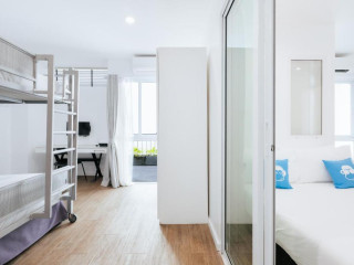Blu Monkey Bed & Breakfast Phuket