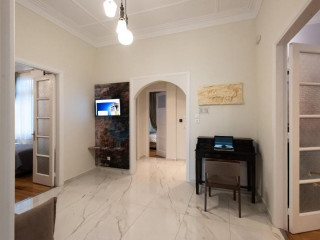 Blue Ark Lavish Sauna Suite