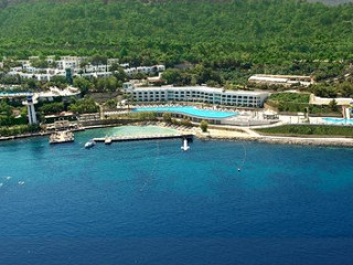 BLUE DREAMS RESORT AND SPA