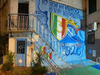 BLUE HOUSE NAPOLI