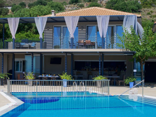 Blue Jasmine Hotel