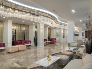 BLUE MARLIN DELUXE SPA RESORT