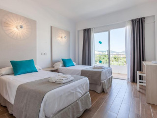 HOTEL LEGACY(fostul Hotel Jupiter)