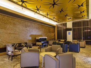 Blue Sky Hotel Petamburan