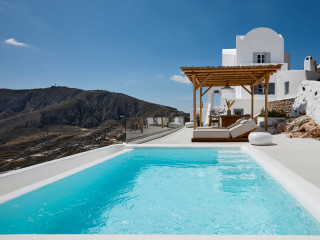 Blue White Villa