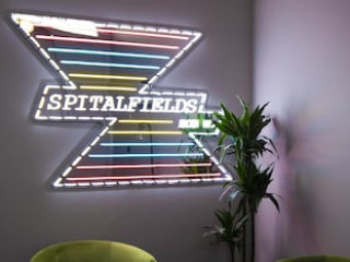 BOB W COMMERCIAL HOUSE