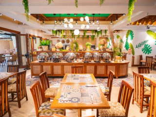 Boracay Tropics Resort Hotel