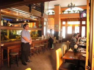 BOURBON ST. BOUTIQUE