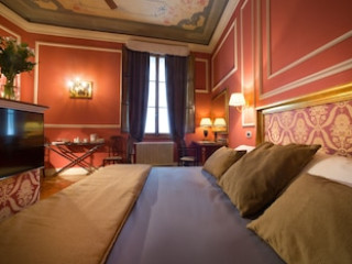 Boutique B&B Torre De' Conti