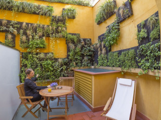 BOUTIQUE HOSTEMPLO SAGRADA FAMILIA
