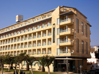 BQ Andalucia Beach Hotel