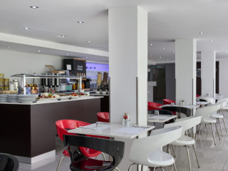 Breeze Boutique Athens