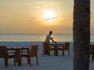 Brennia Kottefaru, Maldives