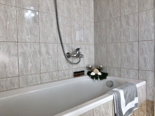 Bruskos Hotel & Suites