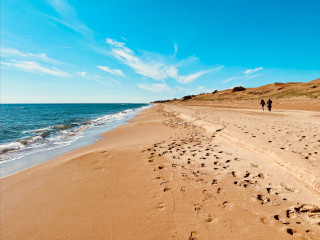 Bruskos Hotel & Suites