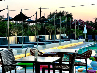 Bruskos Hotel