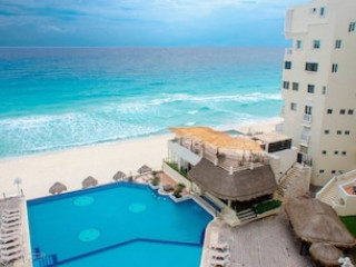 BSEA CANCUN PLAZA