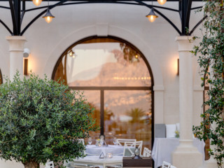 BUDVA Hotel