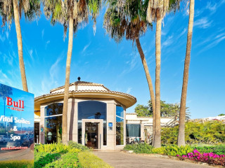 Bull Vital Suites & Spa Boutique Hotel
