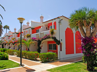 Bungalows Cordial Green Golf