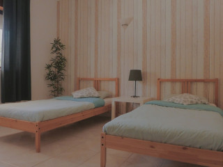 Bura Surfhouse - Hostel