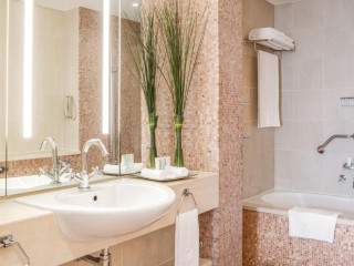 BurJuman Arjaan by Rotana